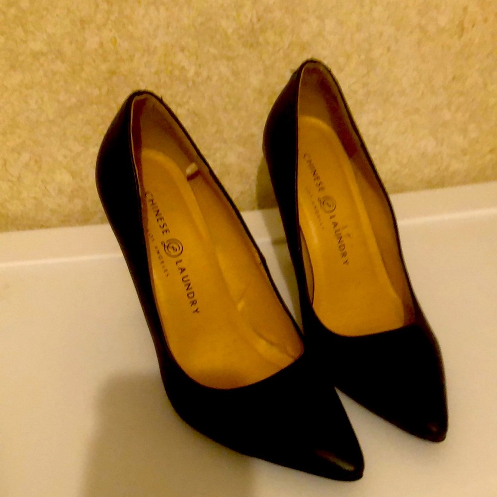 Chinese laundry heels size 7 m